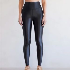 Carbon38 Navy Leggings